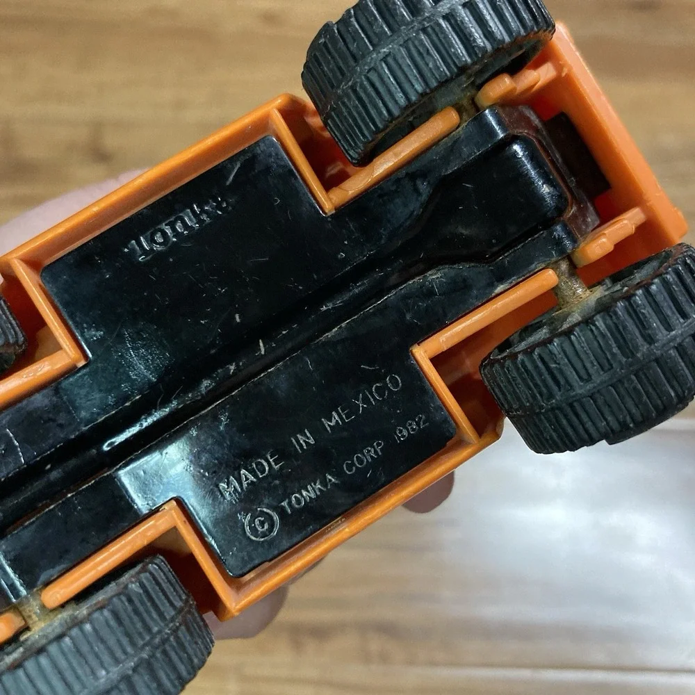 Vintage Tonka 1982 Dust Devil You Metal Pick Up Truck 4x4 Rare Black & Orange‎